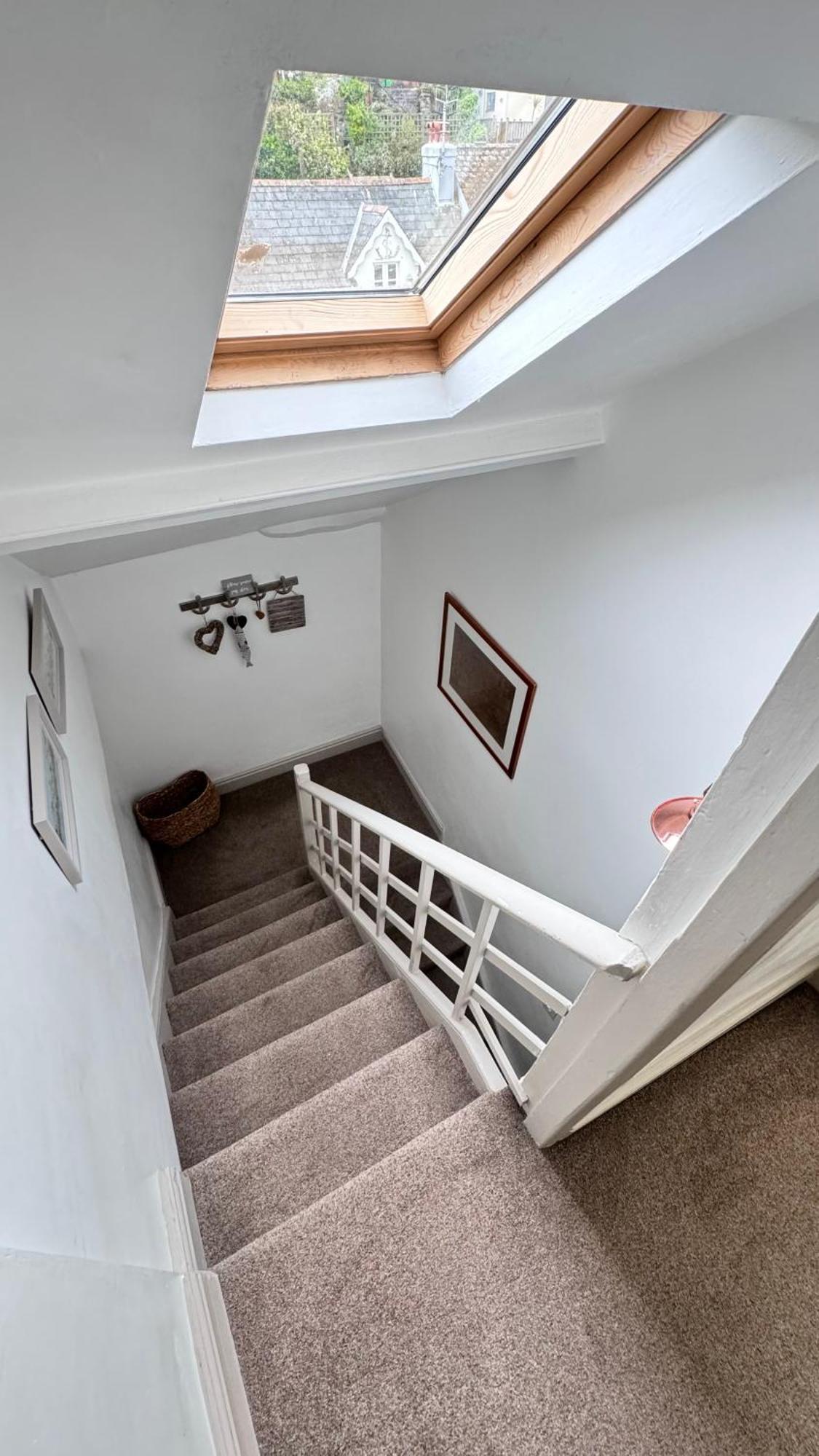 Nancie'S Place - Dartmouth Town Center With Private Parking - A Traditional Georgian Private Duplex Apartment - Beautifully Refurbished - Two Bedrooms, Bathroom, Kitchen And Lounge Diner ภายนอก รูปภาพ